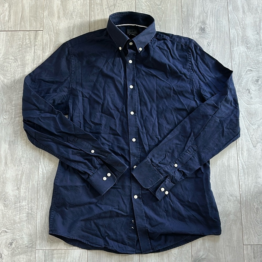 H&M Navy blue oxford size Medium. Slim fit